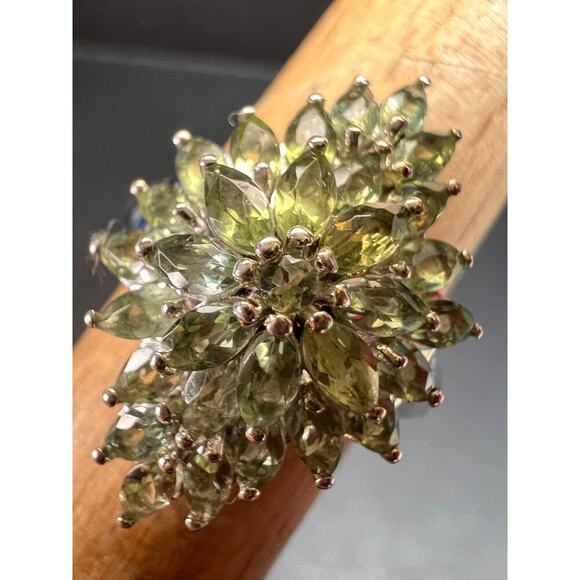 NEW Green apatite floral spray ring in rhodium over sterling silver size 7 - Picture 16 of 16